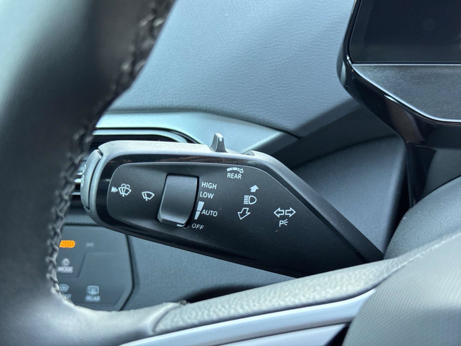 New 2026 Volkswagen ID.4 Pro AWD/4WD image 30