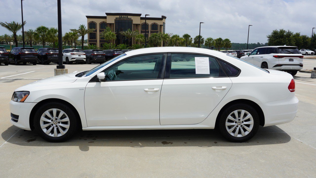 Used 2014 Volkswagen Passat 1.8T Wolfsburg Edition FWD image 5