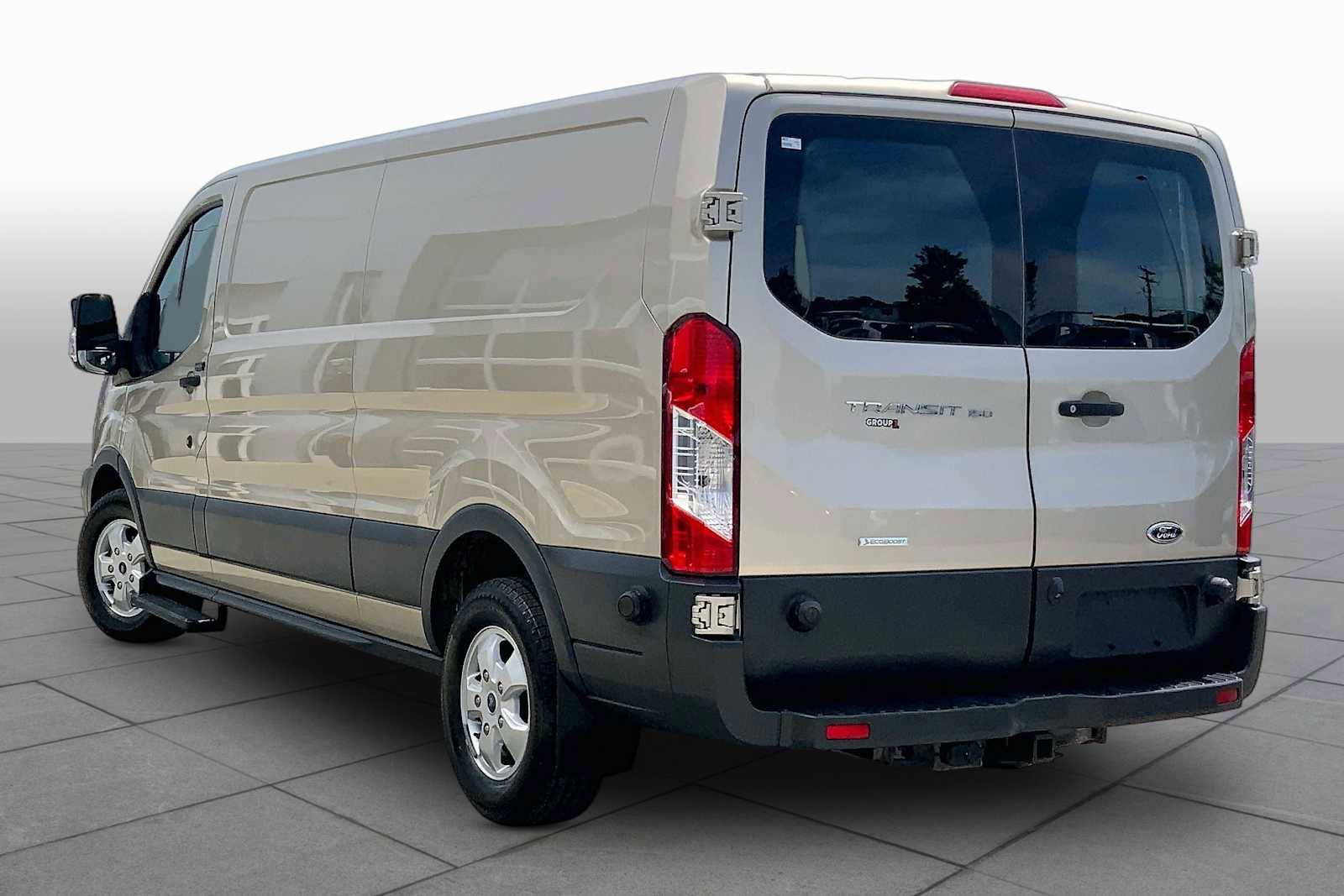Used 2018 Ford Transit 150 148 Low Roof w/ Premium Package RWD image 12
