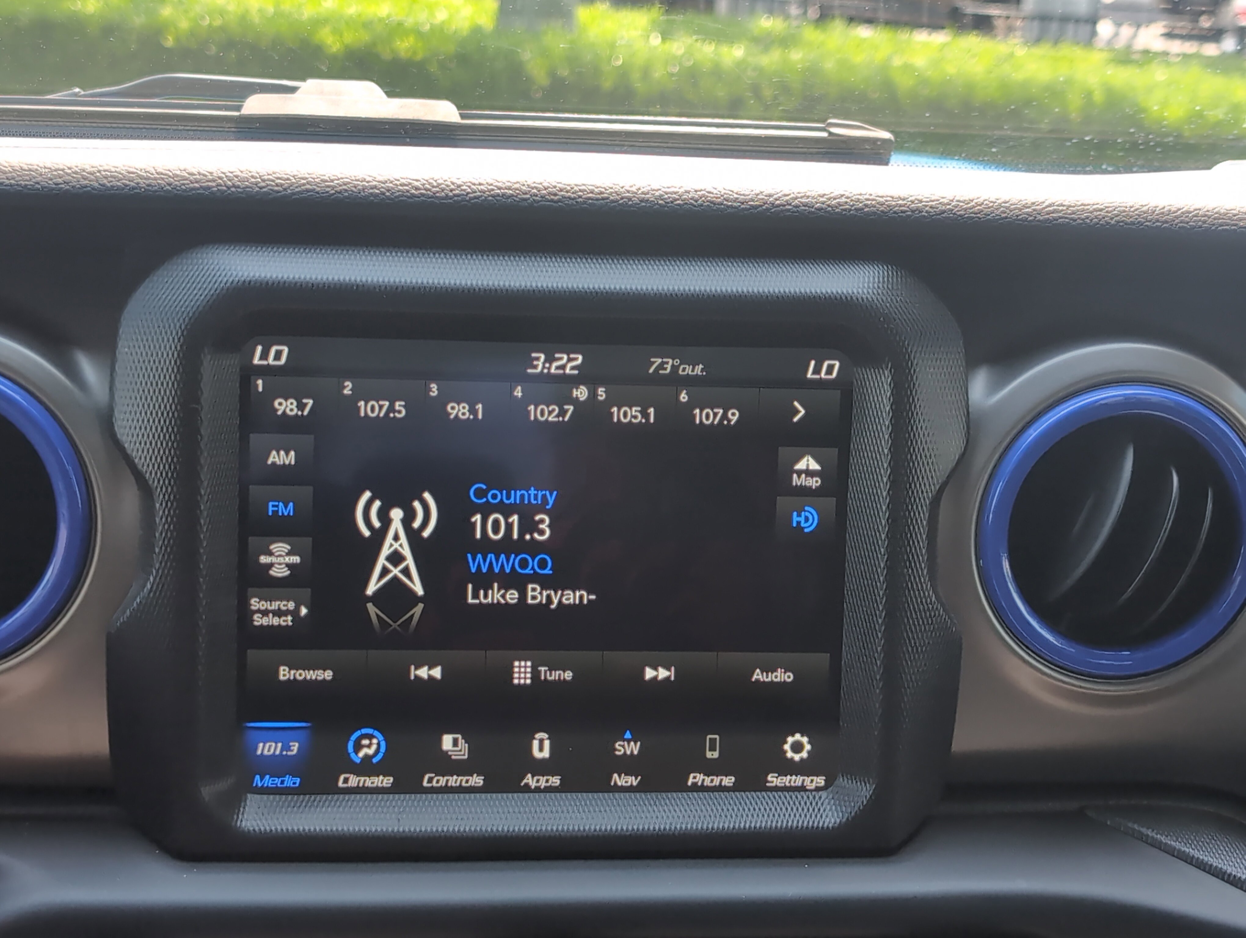 Used 2023 Jeep Gladiator Willys image 23