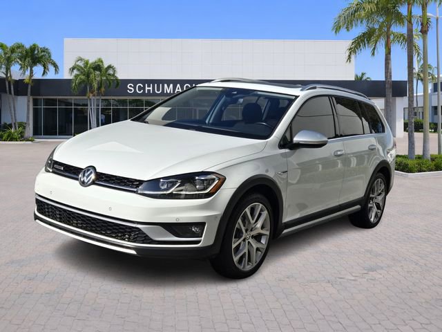 Used 2019 Volkswagen Golf Alltrack SE image 3