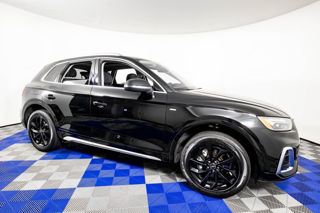 Used 2023 Audi Q5 2.0T Premium Plus w/ Premium Plus Package image 3