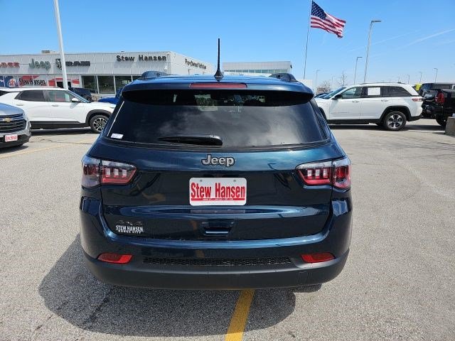 New 2026 Jeep Compass Latitude AWD/4WD image 5