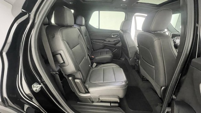 Used 2024 Chevrolet Traverse Premier image 49