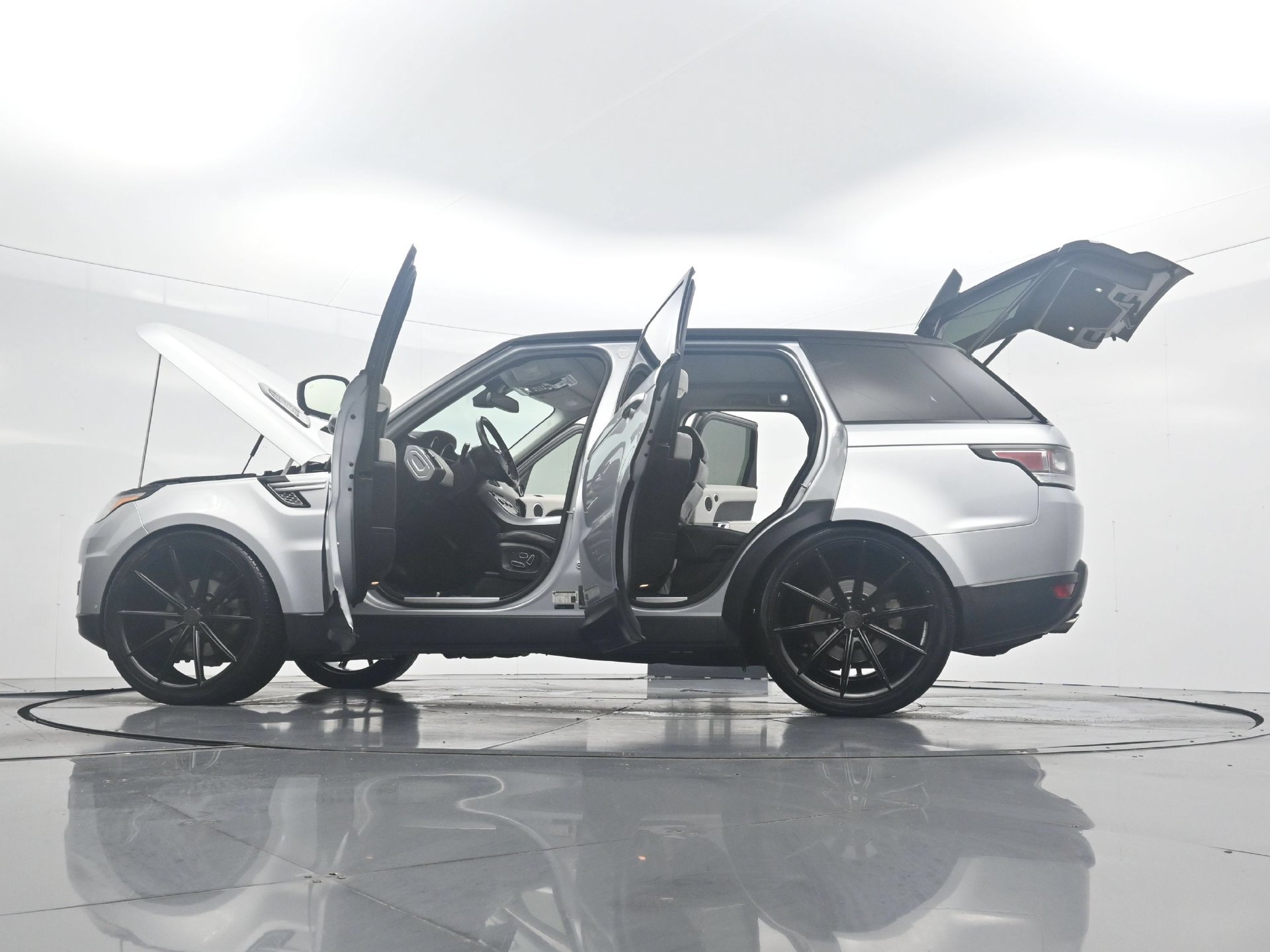 Used 2014 Land Rover Range Rover Sport HSE AWD/4WD image 45