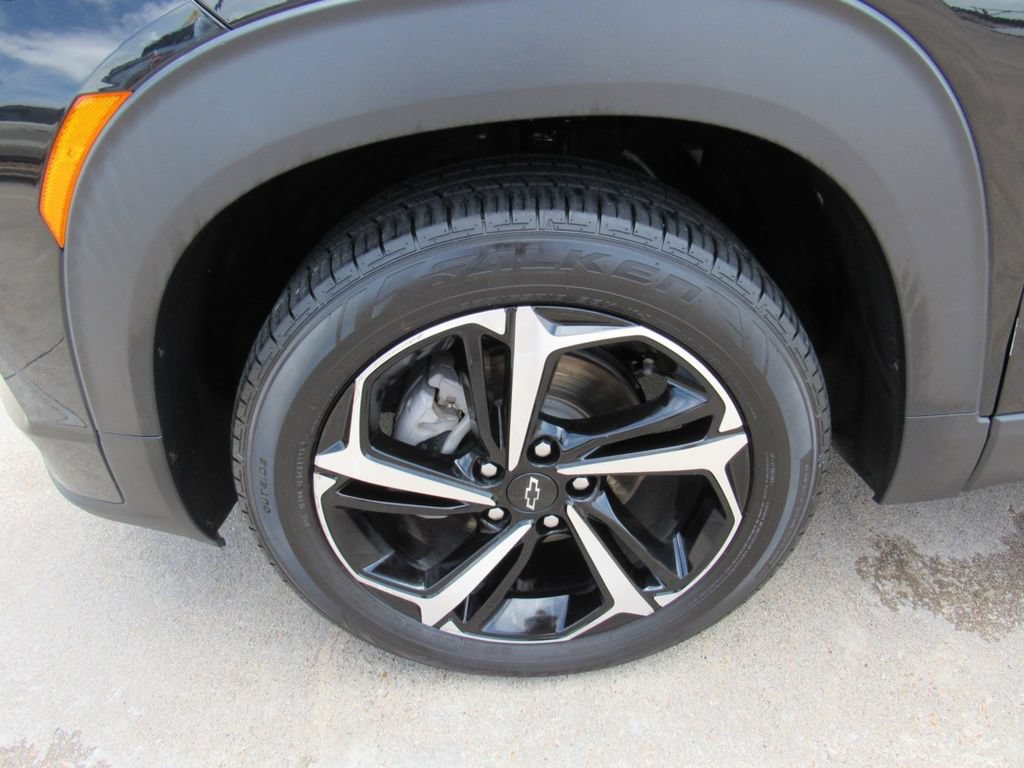 Used 2021 Chevrolet TrailBlazer RS w/ Convenience Package FWD image 10