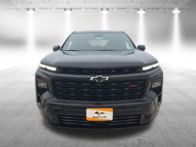 Used 2025 Chevrolet Traverse RS w/ LPO, Floor Liner Package image 4