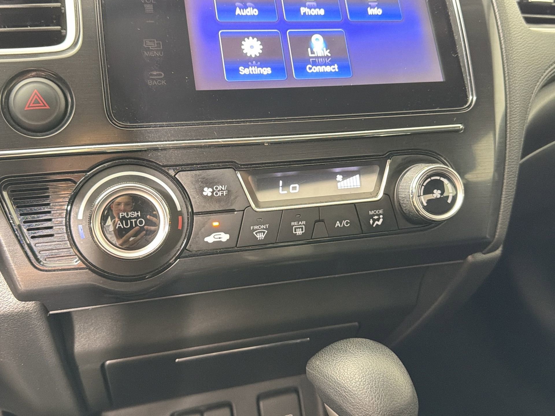 Used 2015 Honda Civic SE image 15