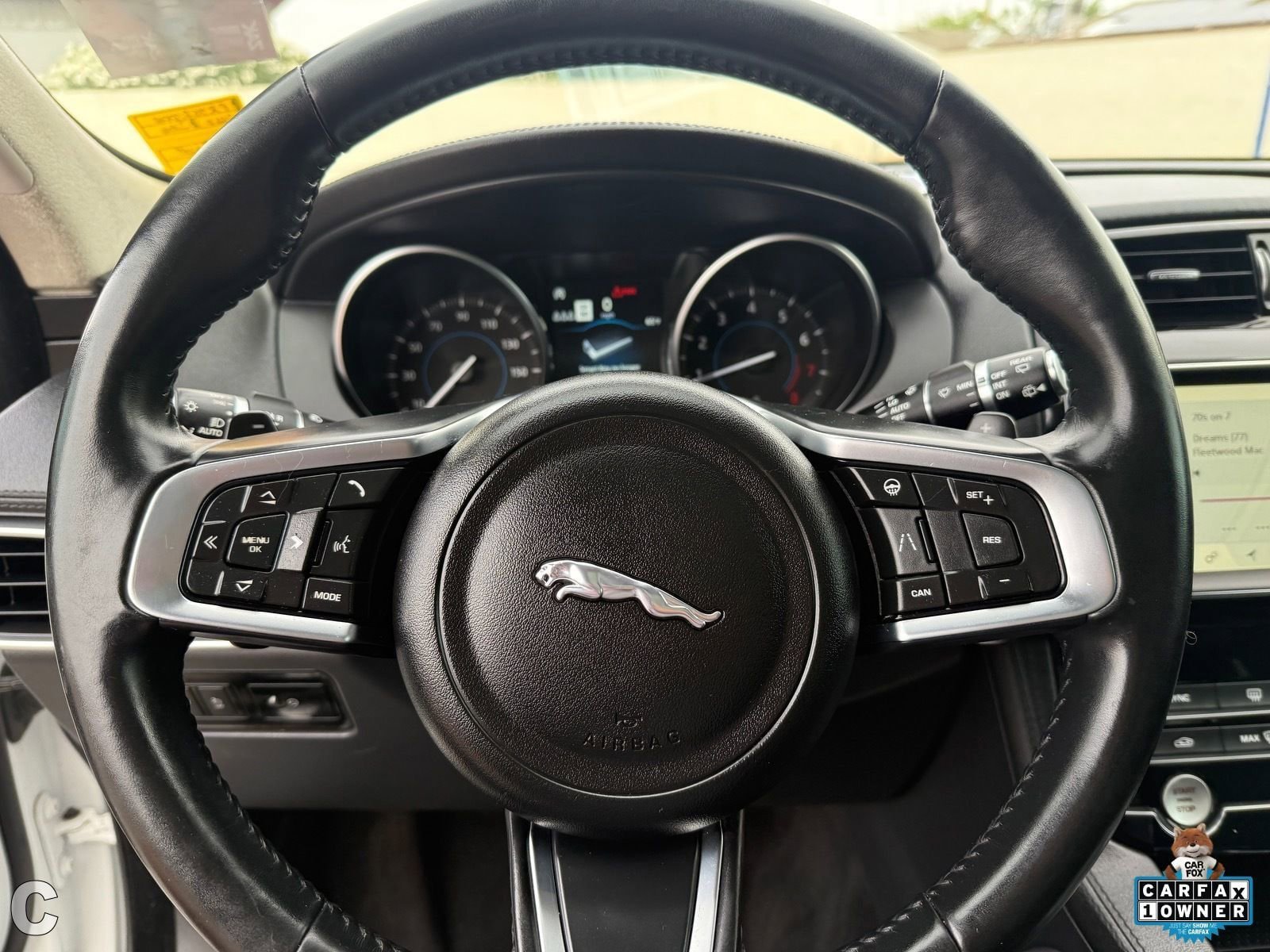 Used 2020 Jaguar F-PACE Prestige image 28