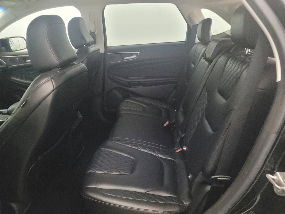 Used 2023 Ford Edge Titanium AWD/4WD image 18