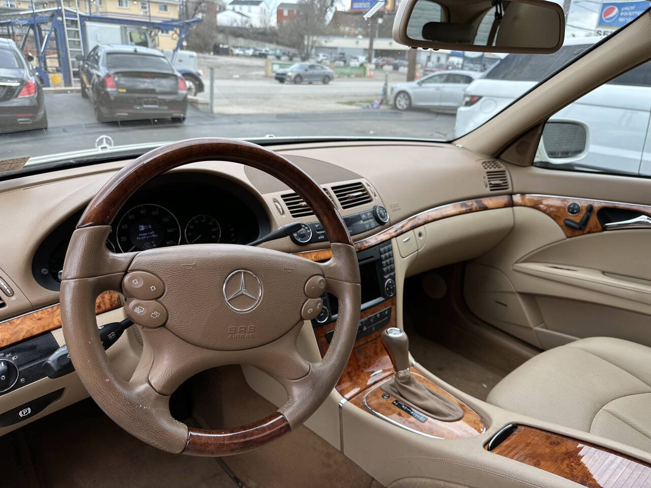 Used 2009 Mercedes-Benz E 350 4MATIC Wagon image 28