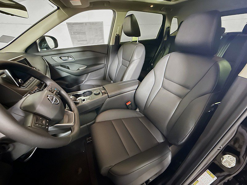 New 2026 Nissan Rogue Dark Armor AWD/4WD image 11