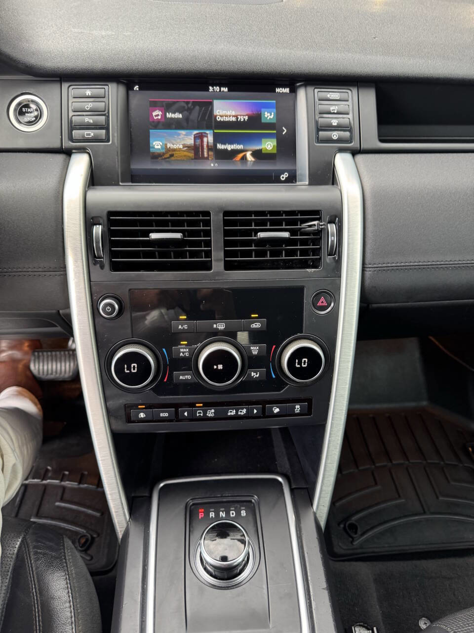 Used 2017 Land Rover Discovery Sport HSE image 40