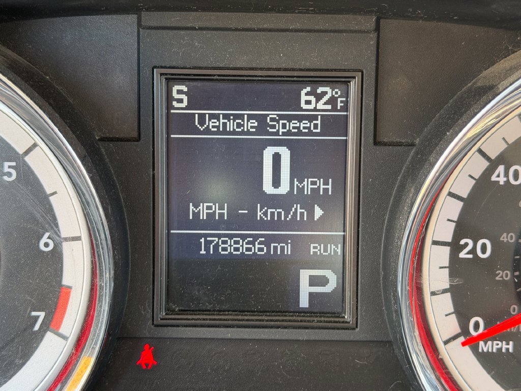 Used 2011 Dodge Durango Crew AWD/4WD image 3