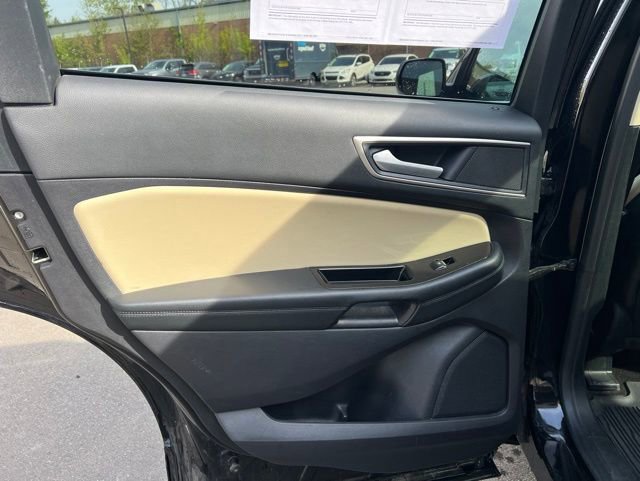 Used 2020 Ford Edge SEL w/ Convenience Package AWD/4WD image 18