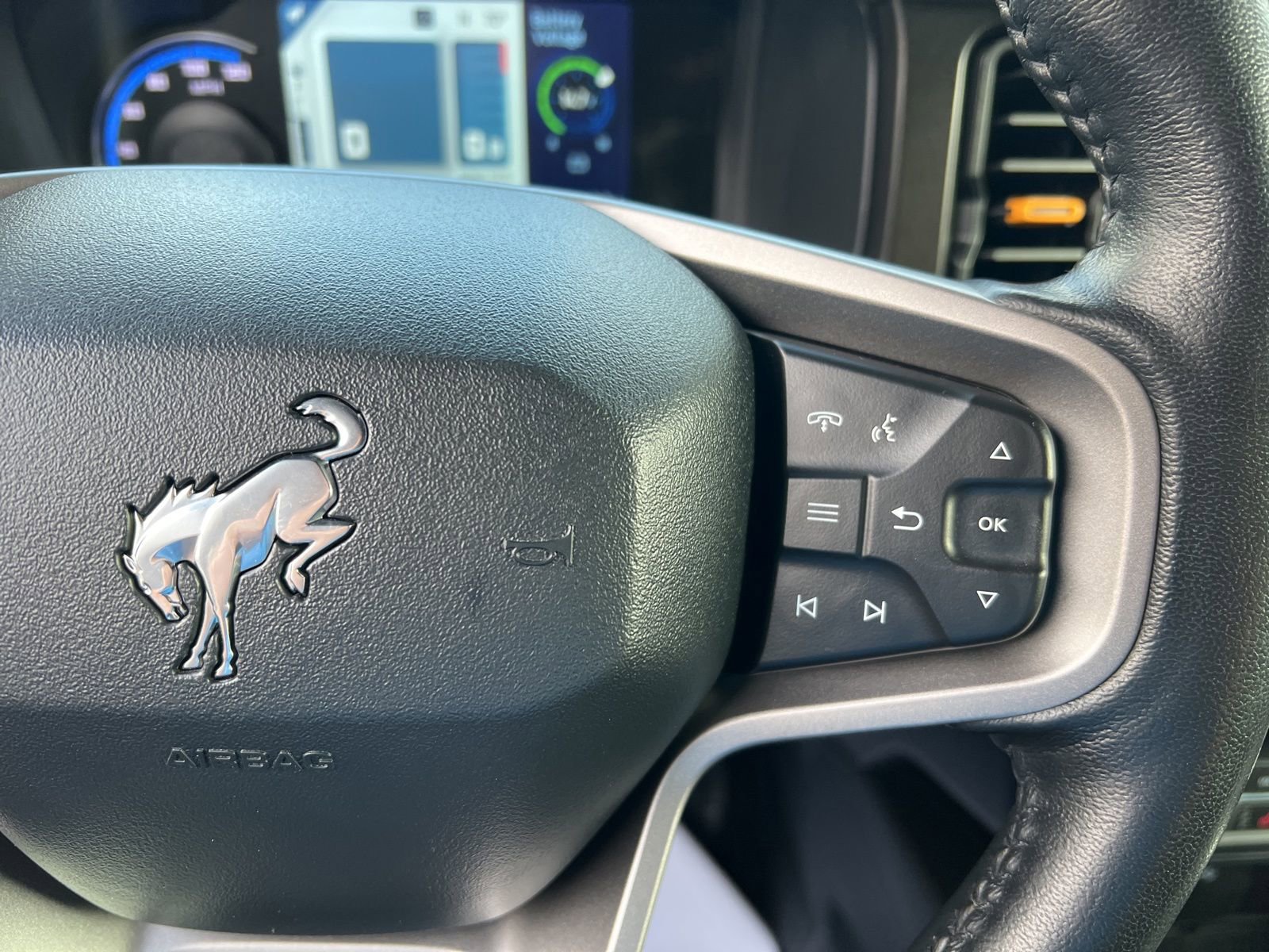 Used 2021 Ford Bronco Badlands image 19