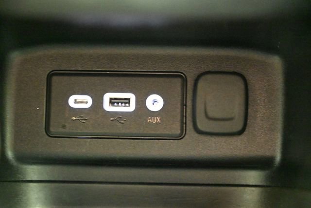 Used 2020 Chevrolet Equinox LT image 30