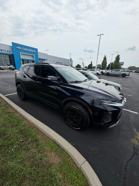 Used 2021 Chevrolet Blazer LT FWD image 3