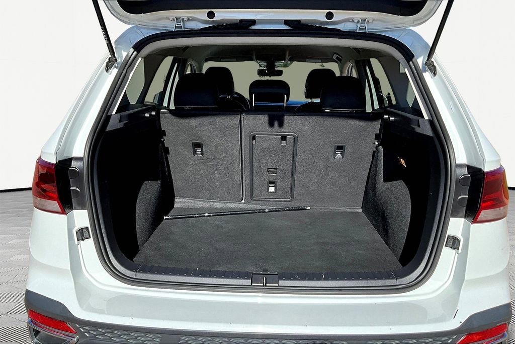 Used 2023 Volkswagen Taos SE image 30