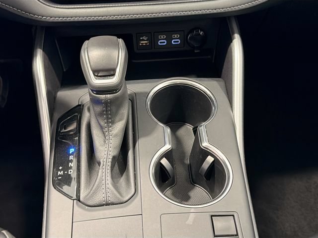Certified 2025 Toyota Highlander XLE FWD image 14