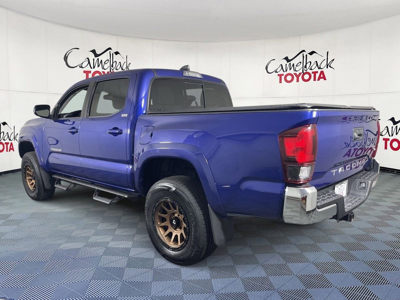 Used 2022 Toyota Tacoma SR5 image 5