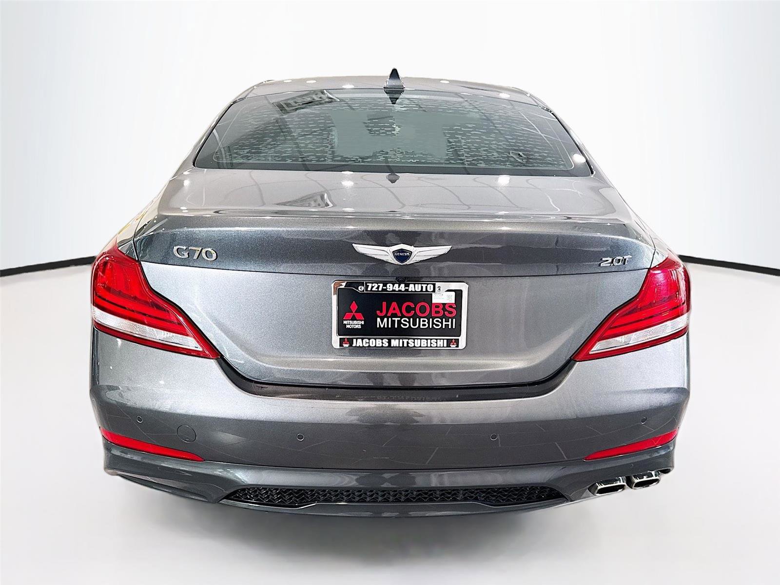 Used 2019 Genesis G70 2.0T Advanced w/ Elite Package RWD image 4