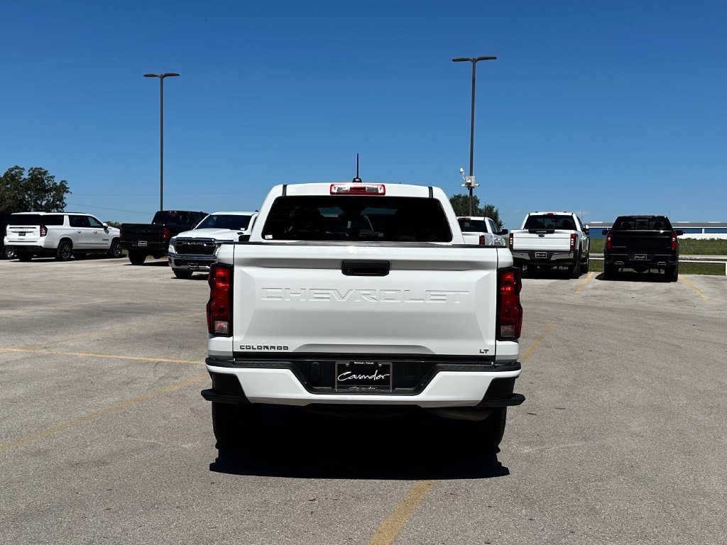 Used 2023 Chevrolet Colorado LT RWD image 6