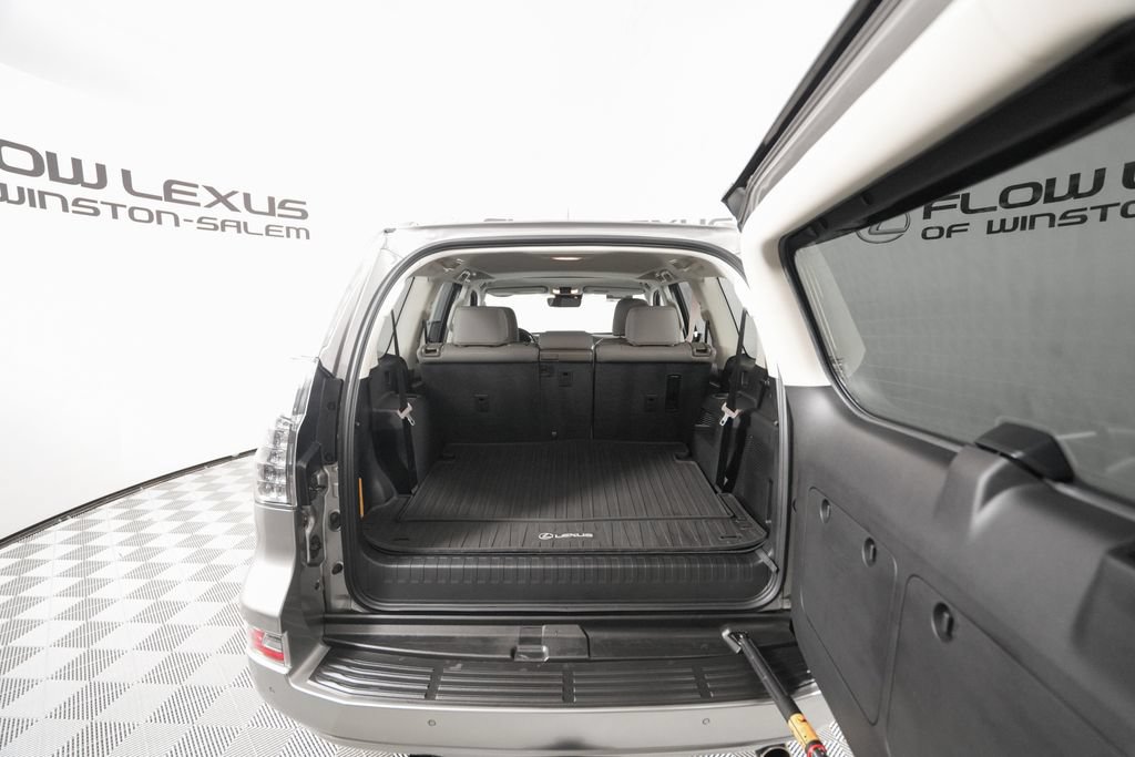 Certified 2021 Lexus GX 460 Premium w/ Premium Package AWD/4WD image 22
