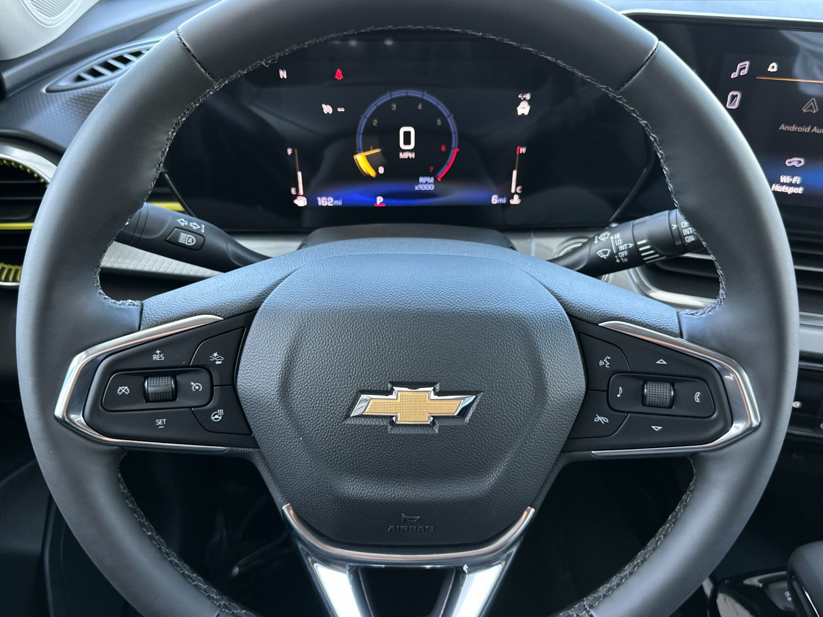 New 2026 Chevrolet Trax LT w/ LT Convenience Package FWD image 23
