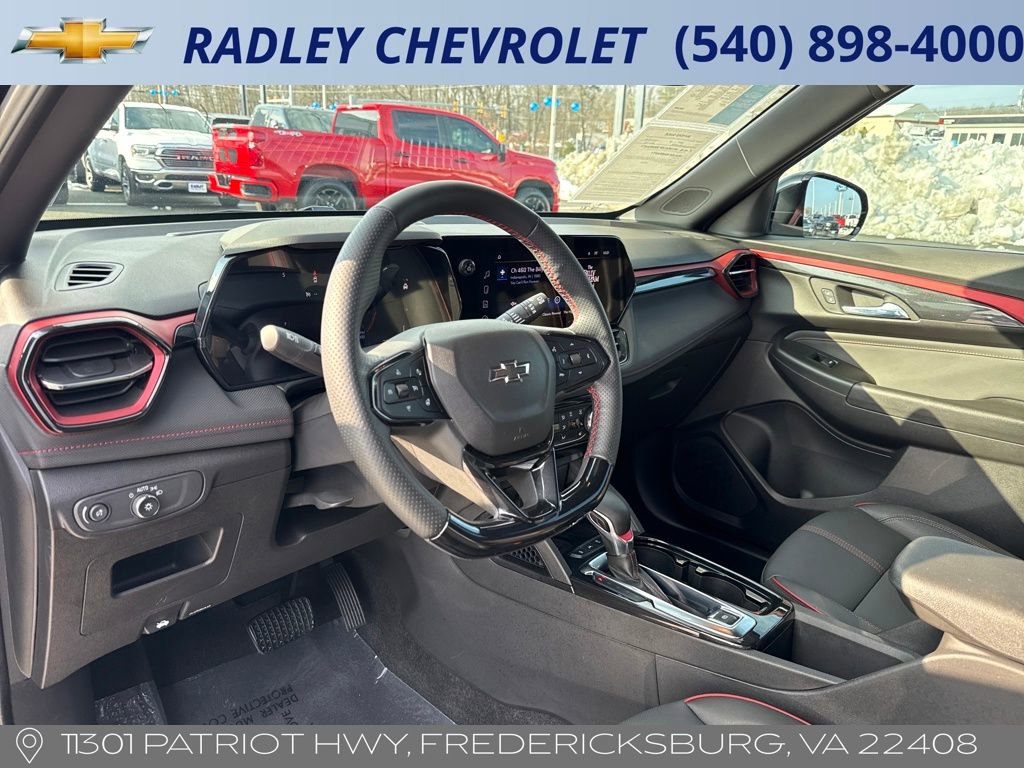 Certified 2025 Chevrolet TrailBlazer RS w/ Convenience Package image 4