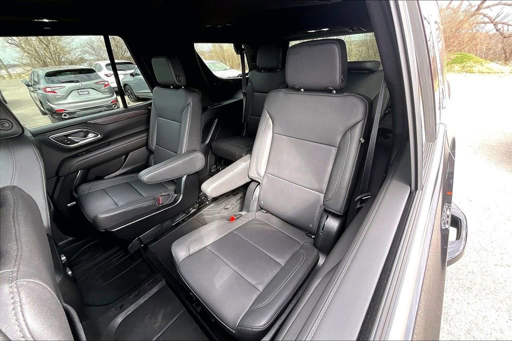 Used 2024 Chevrolet Tahoe LT w/ Luxury Package image 36