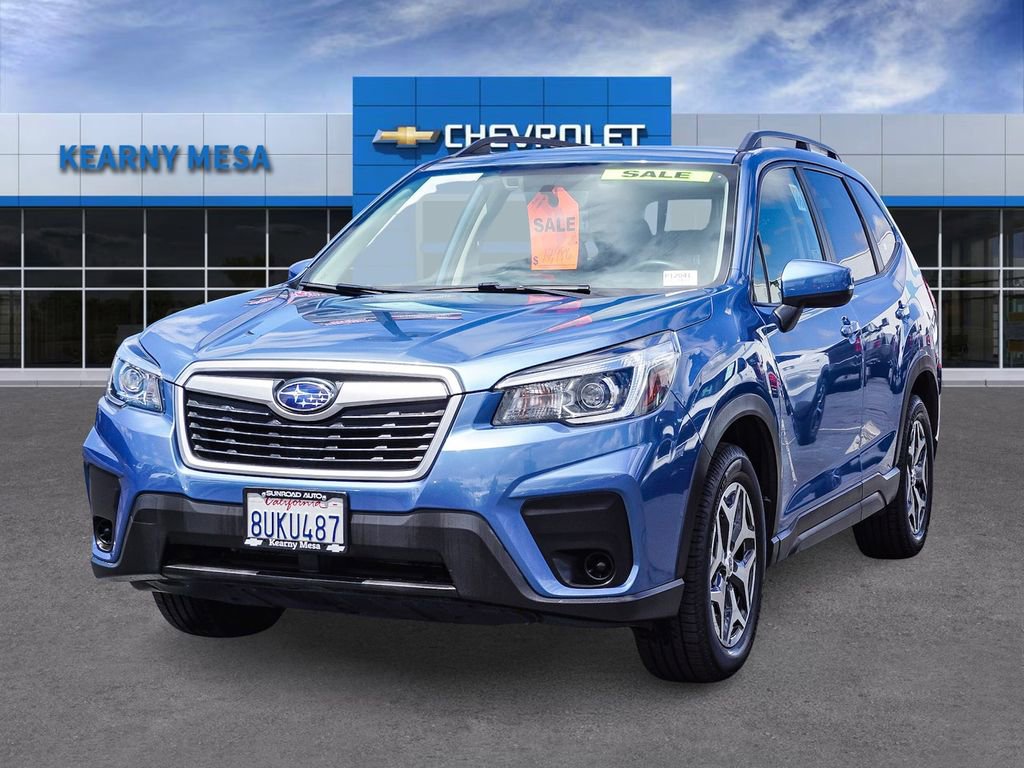 Used 2019 Subaru Forester Premium w/ All-Weather Package image 3