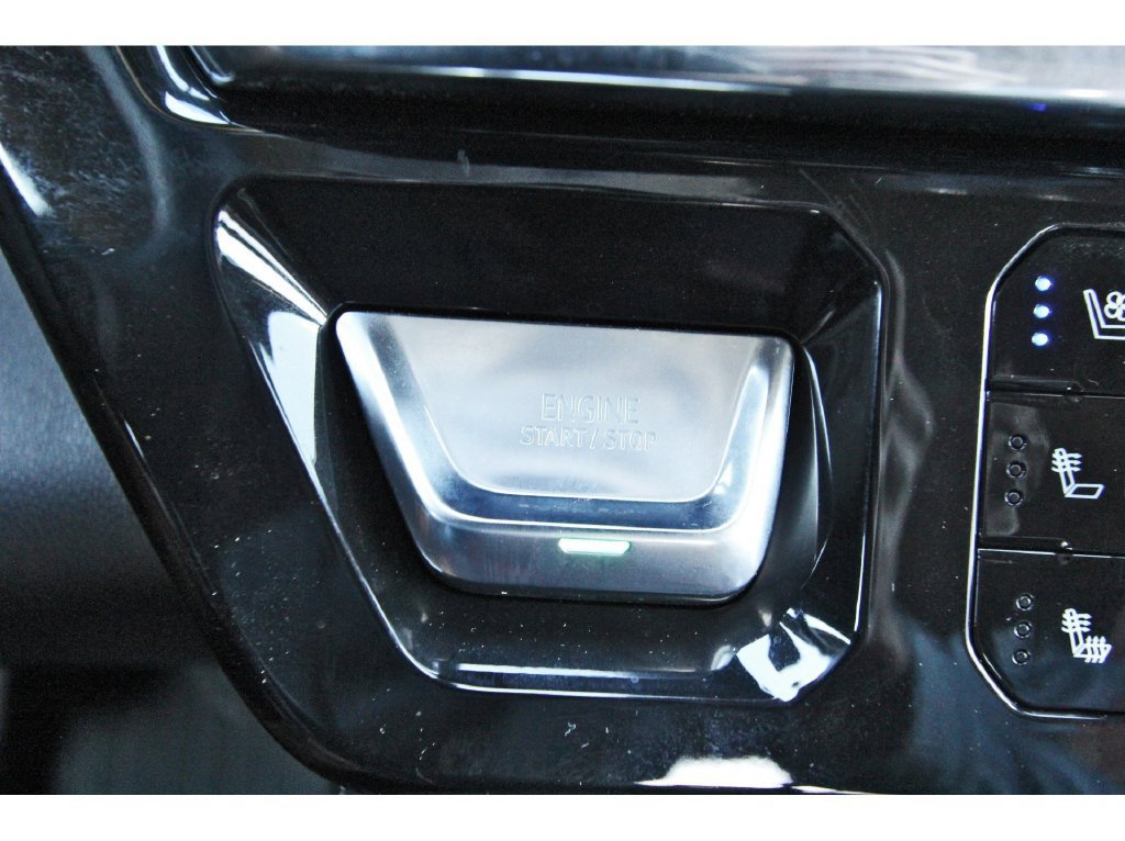 Used 2025 GMC Sierra 2500 Denali Ultimate AWD/4WD image 31