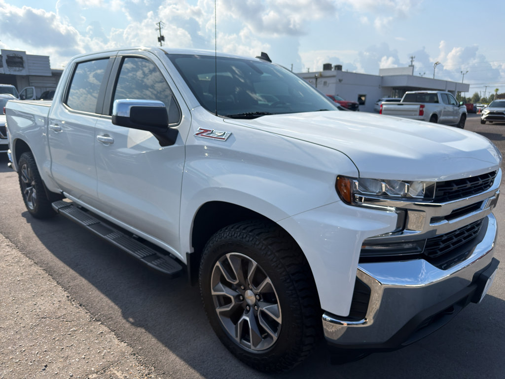 Used 2022 Chevrolet Silverado 1500 LT AWD/4WD image 6