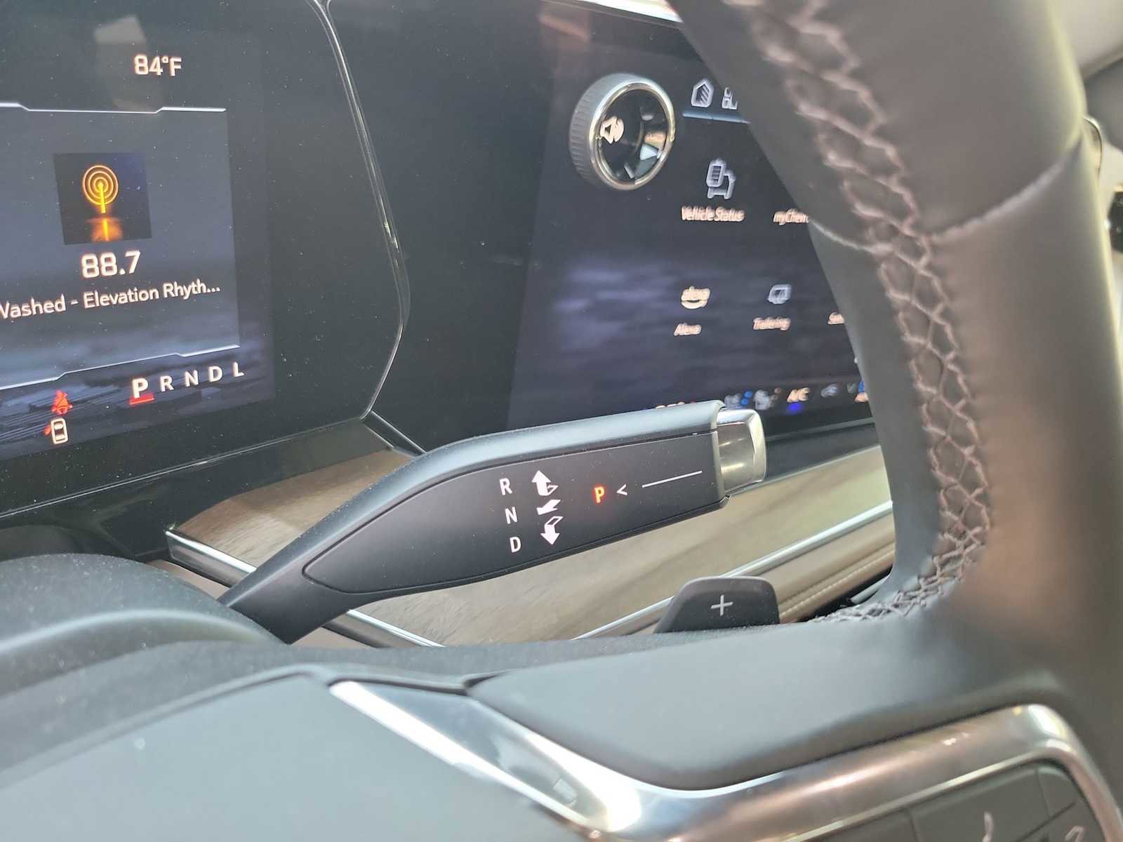 Used 2025 Chevrolet Tahoe High Country image 22