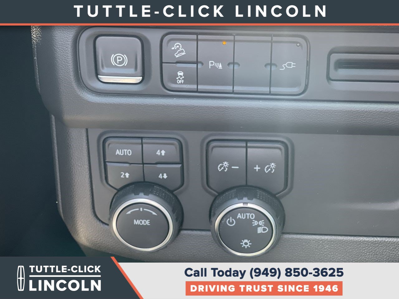 Used 2021 Chevrolet Tahoe Z71 AWD/4WD image 25