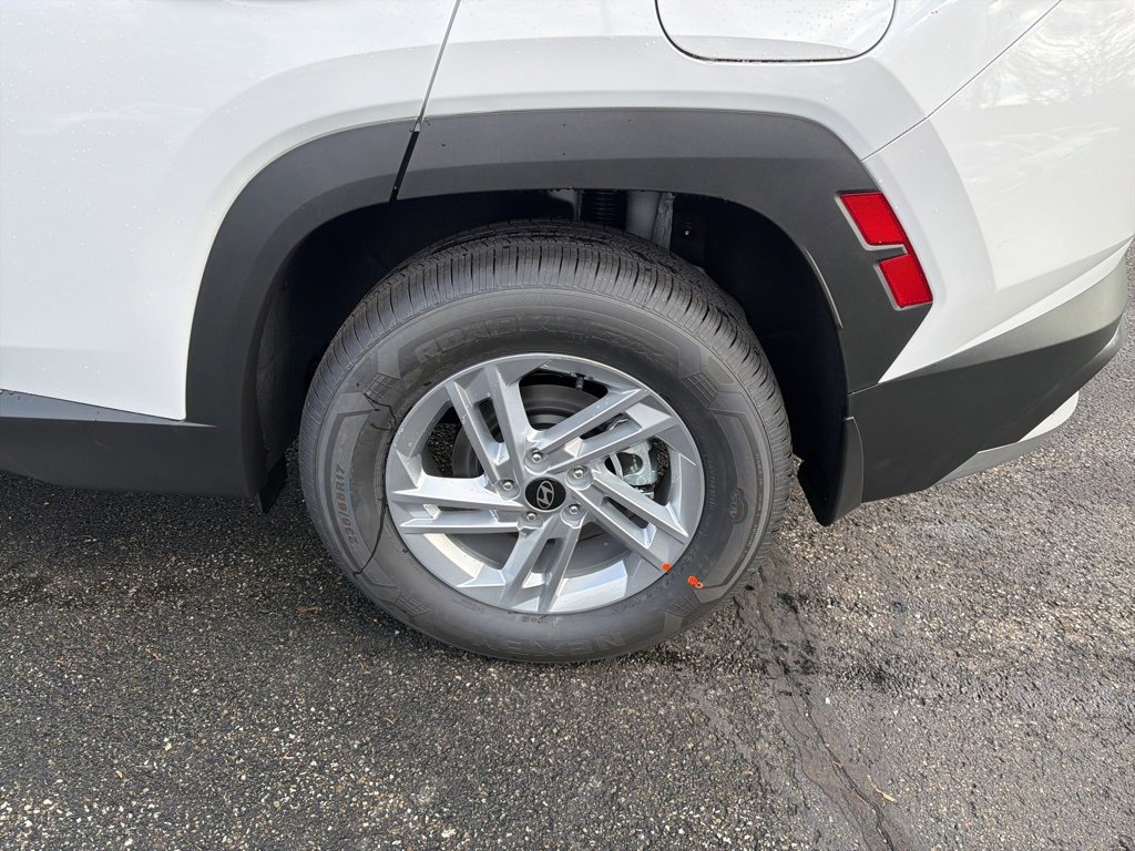 New 2026 Hyundai Tucson SE image 11