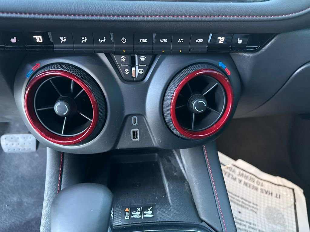 Used 2023 Chevrolet Blazer RS image 23