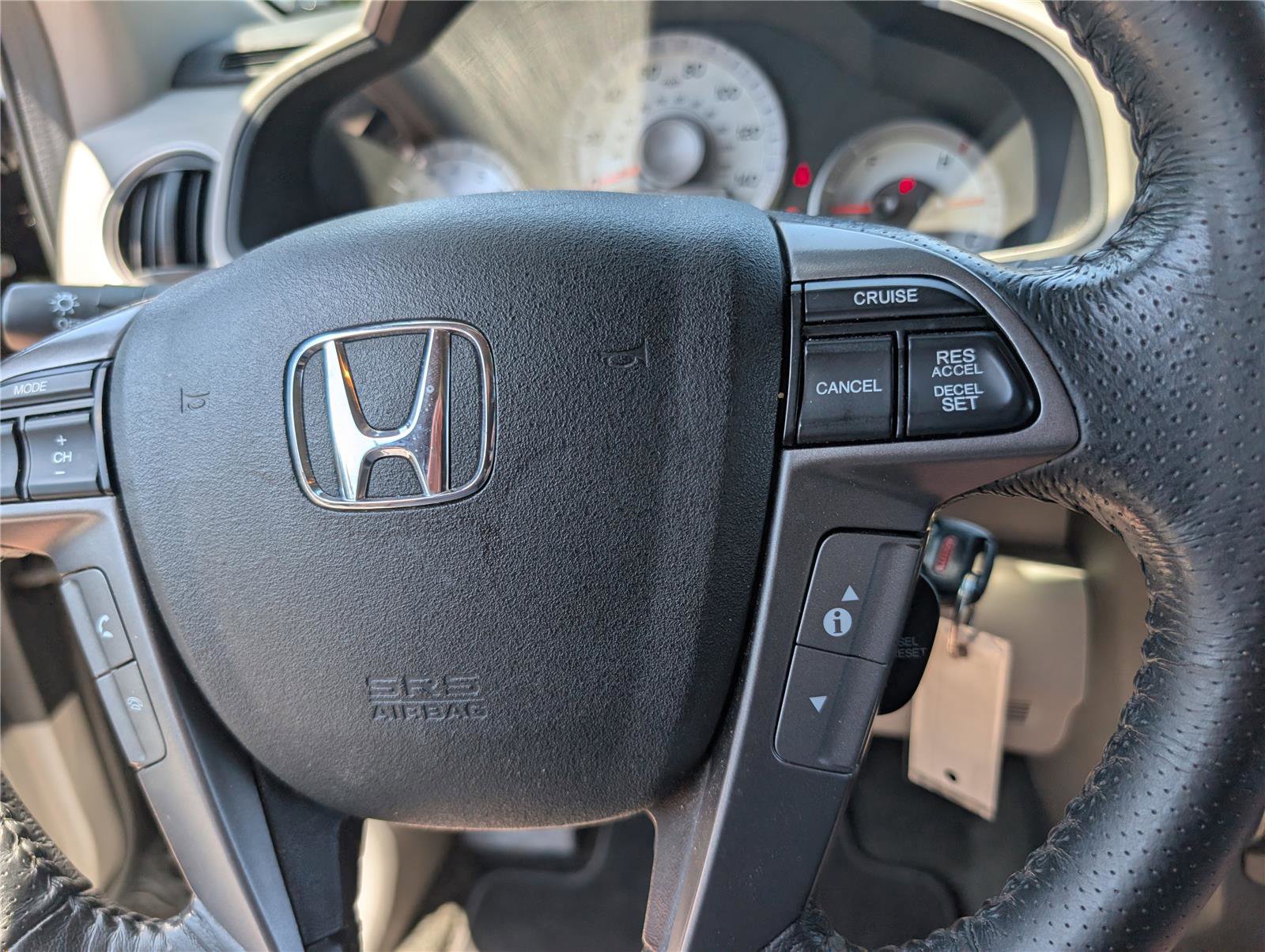 Used 2015 Honda Pilot Touring image 28