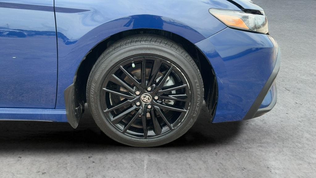 Used 2023 Toyota Camry SE FWD image 23