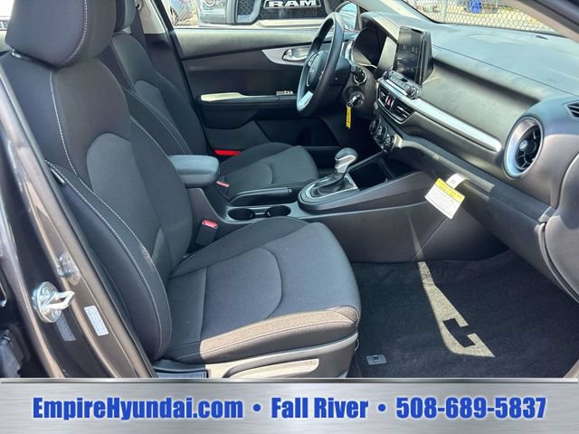 Used 2024 Kia Forte LXS FWD image 13