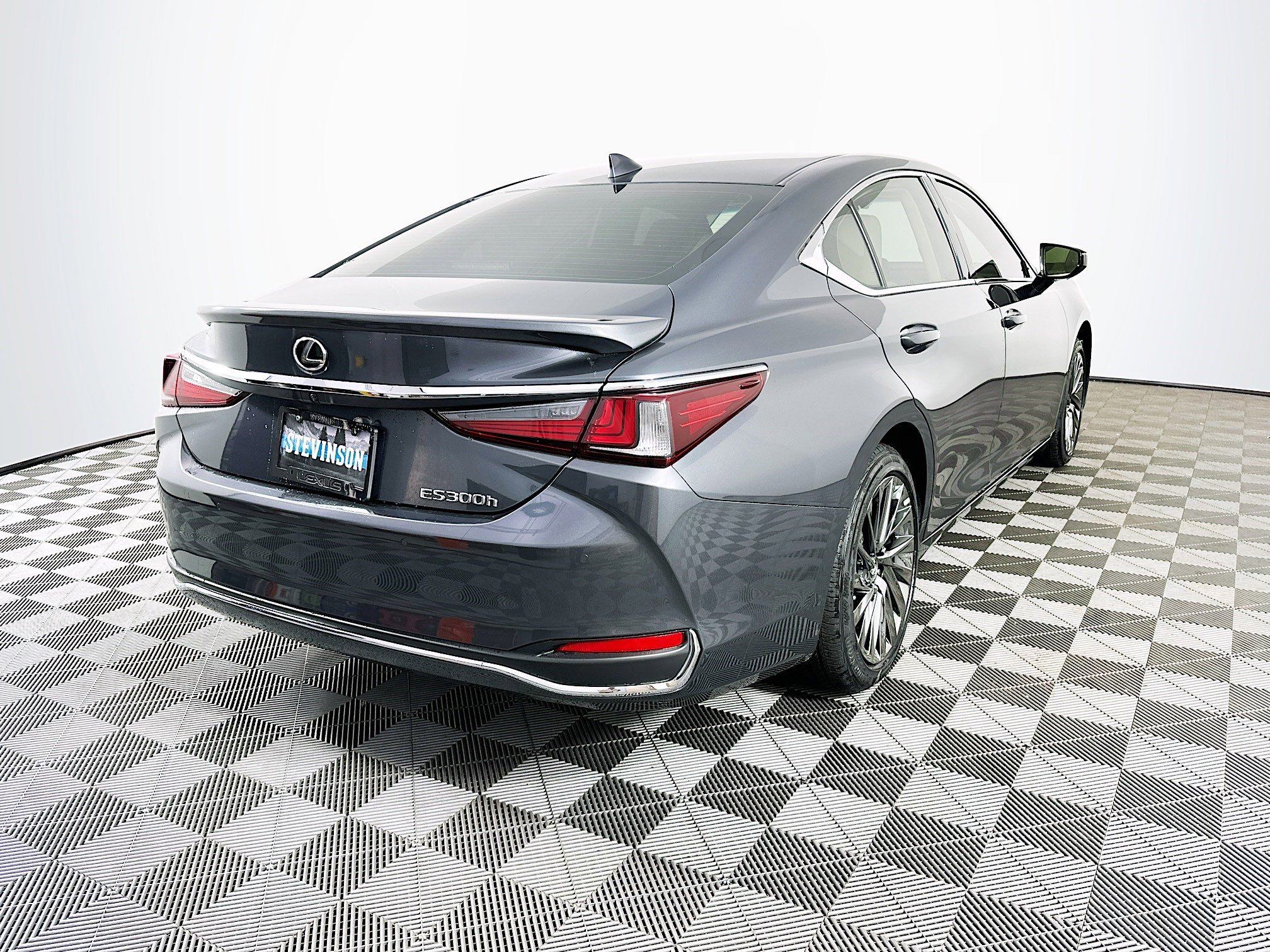 New 2025 Lexus ES 300h w/ Luxury Package image 7