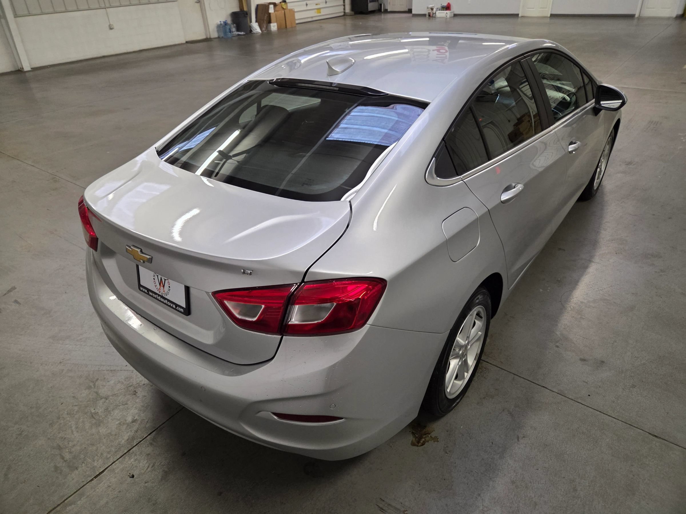 Used 2019 Chevrolet Cruze LT w/ Convenience Package FWD image 7