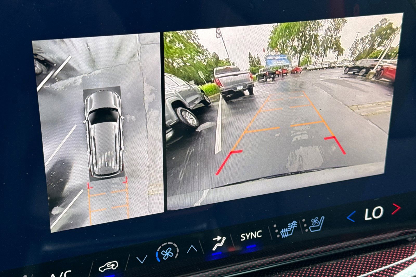 Used 2026 Chevrolet Traverse RS image 20