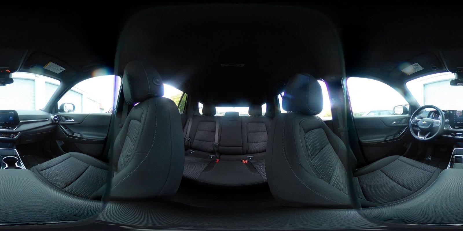 Used 2025 Chevrolet Equinox LT FWD image 42