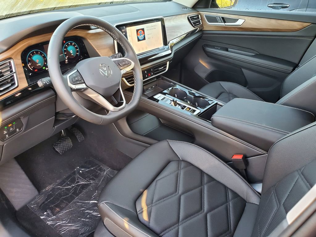 New 2026 Volkswagen Atlas SE image 6