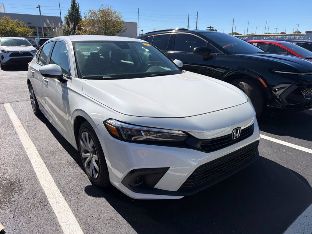 Used 2023 Honda Civic LX image 4