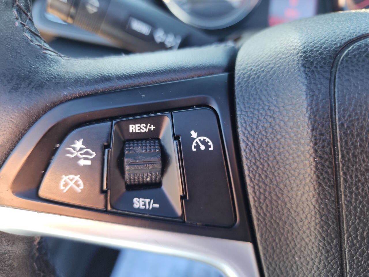 Used 2017 Buick Cascada Premium image 28