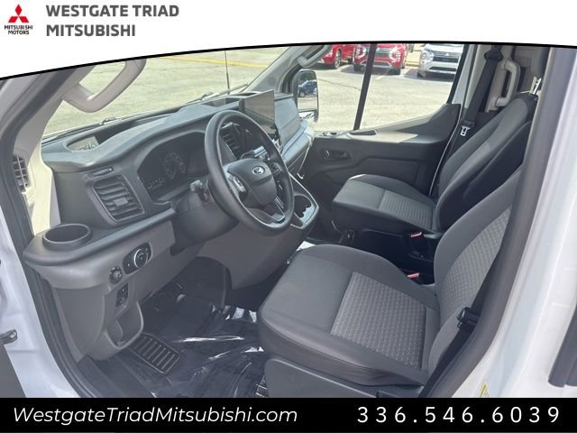 Used 2023 Ford Transit 350 XLT image 5