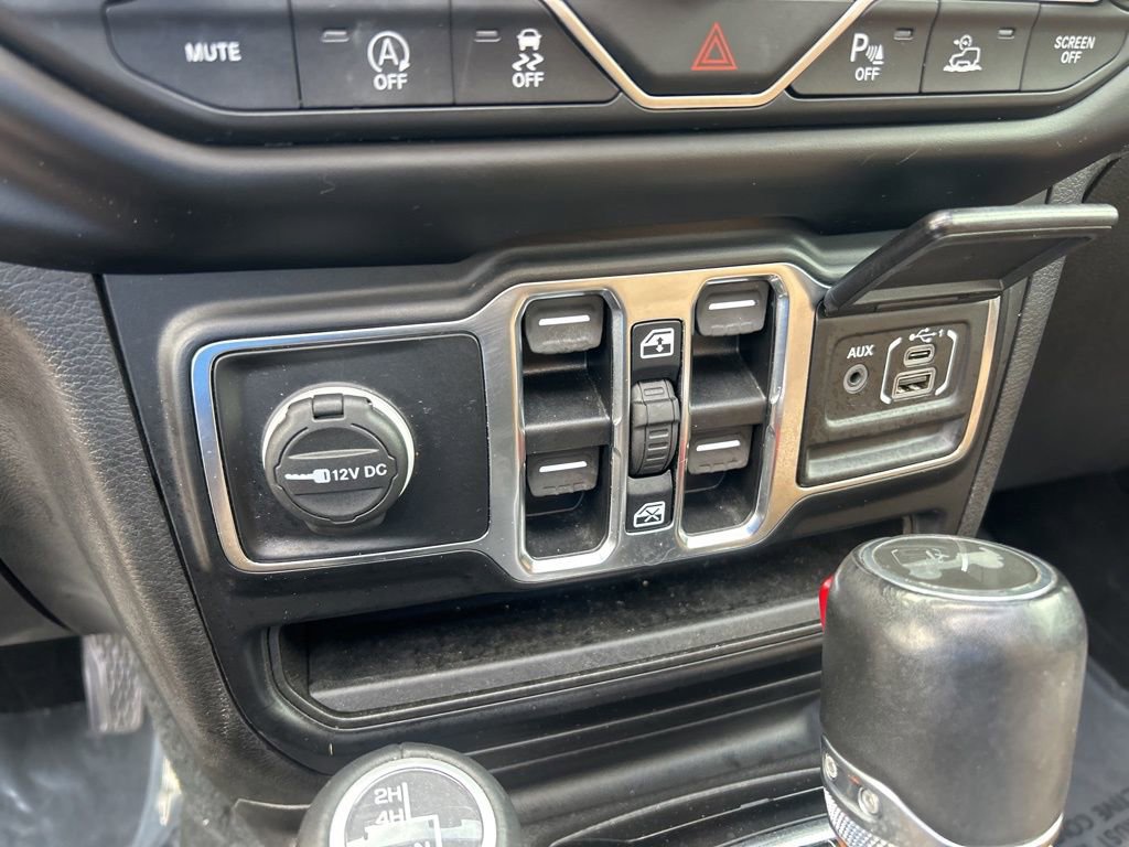 Used 2022 Jeep Wrangler Unlimited Sahara w/ LED Lighting Group image 41